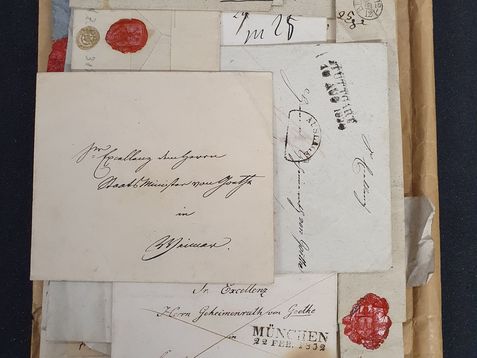 Ein Stapel handgeschriebener Briefe