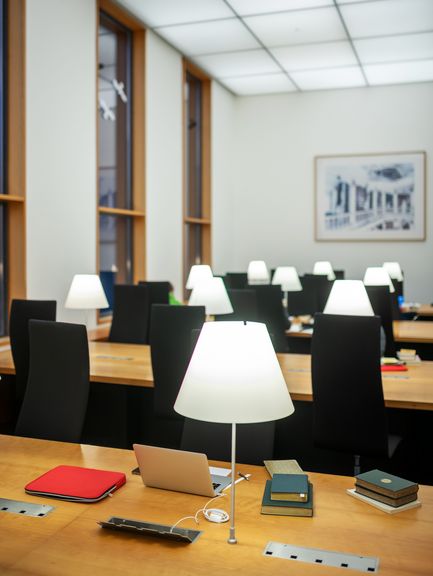 Lesesaal im Studienzentrum