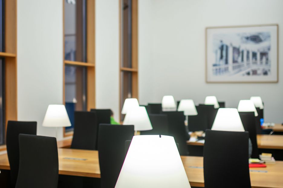 Lesesaal im Studienzentrum