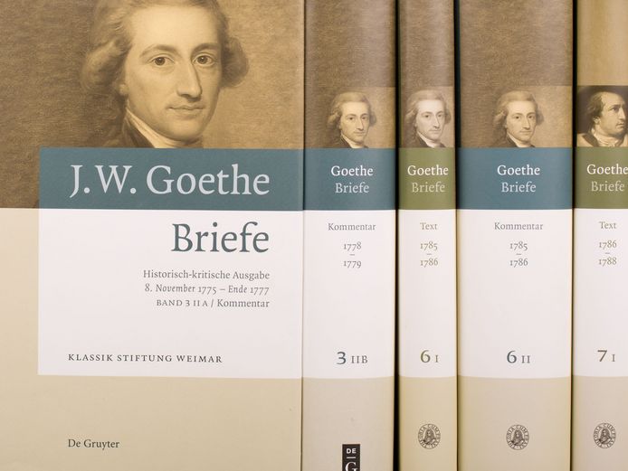 Foto der historisch-kritischen Ausgabe der Goethe-Briefe 