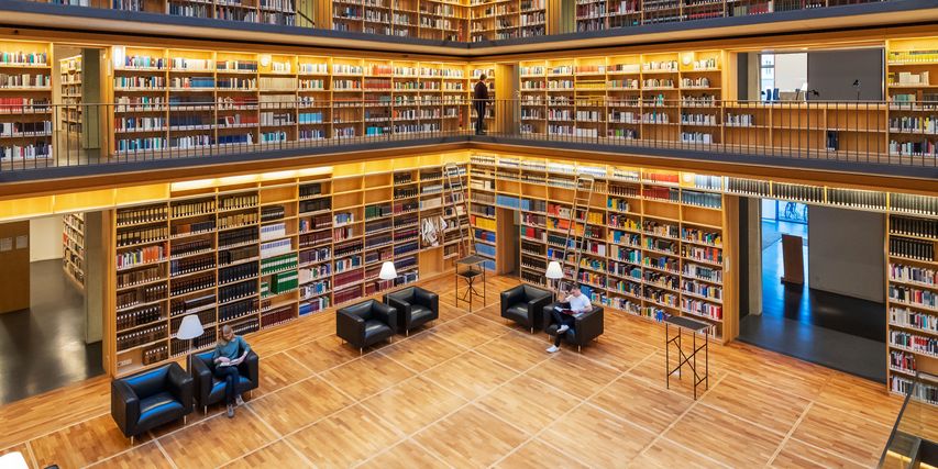 Blick in den Bücherkubus 