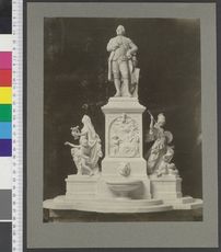 Künstler: Unbekannt
Dargestellte Person: Lessing, Gotthold Ephraim (1729 - 1781)
Künstler der Vorlage: Donndorf, Karl Adolf von (1835 - 1916)