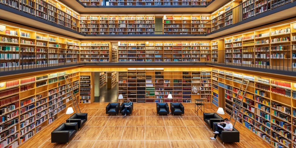“Book Cube” in the Study Centre