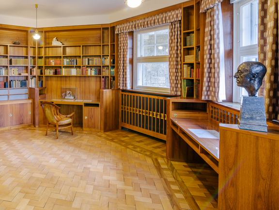 Henry van de Velde’s study