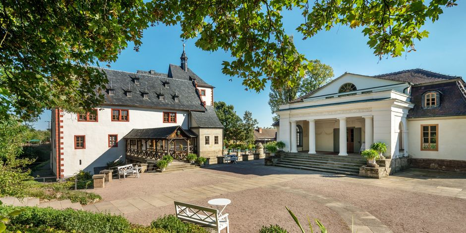 Schloss und Park Kochberg Das Liebhabertheater im Sonnenschein