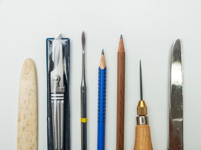 Goethe- und Schiller-Archiv Werkzeuge für die Handschriftenrestaurierung