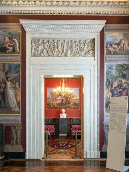 Tür in der Goethegalerie