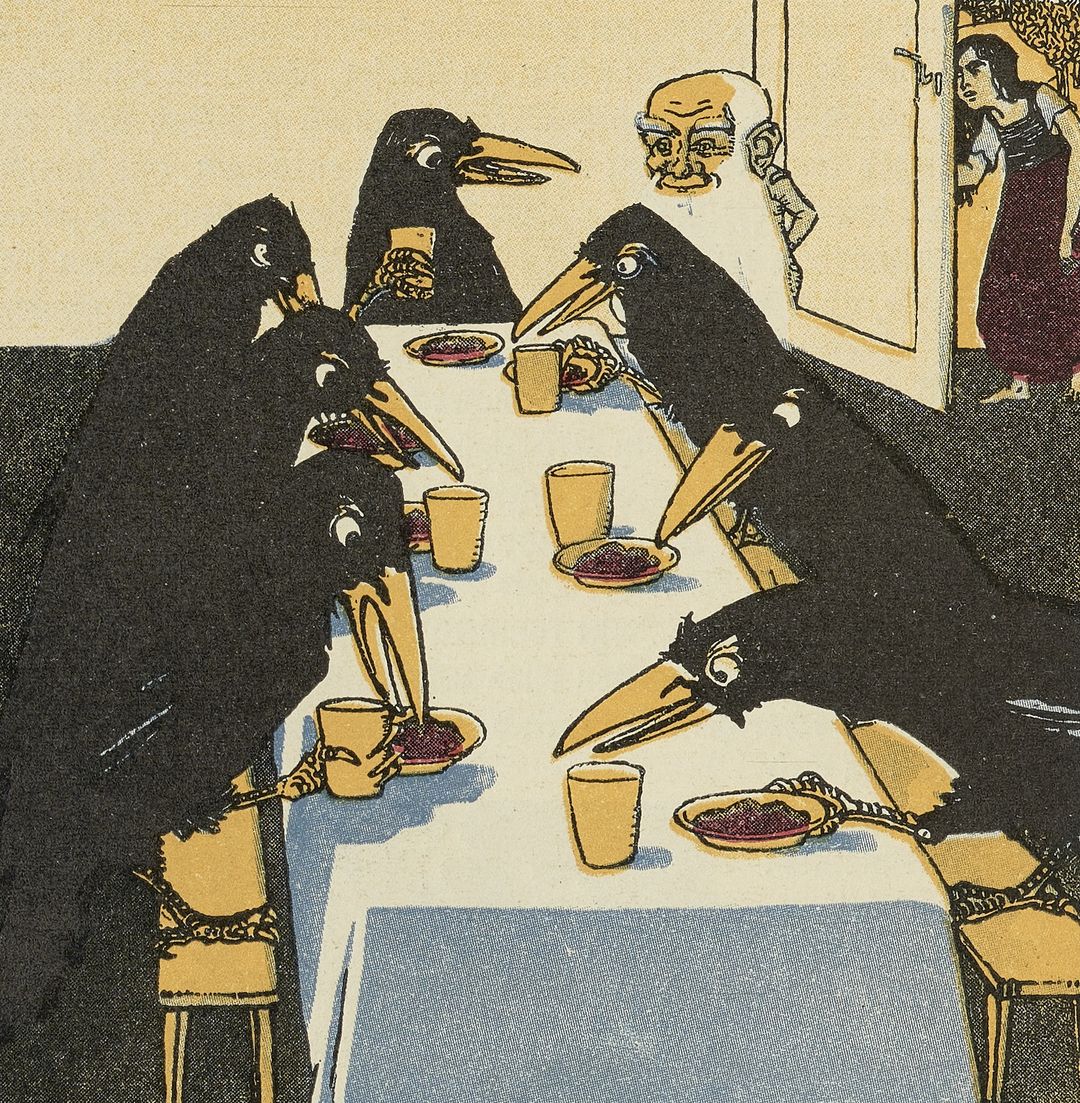 Sieben Raben sitzen an einem mit Essen und Trinken gedeckten Tisch. Im Hintergrund steht ein altes Männlein mit langem weißen Bart und schaut lächelnd auf den Tisch. Dahinter ist eine Tür geöffnet, durch die ein Mädchen den Raum betritt.