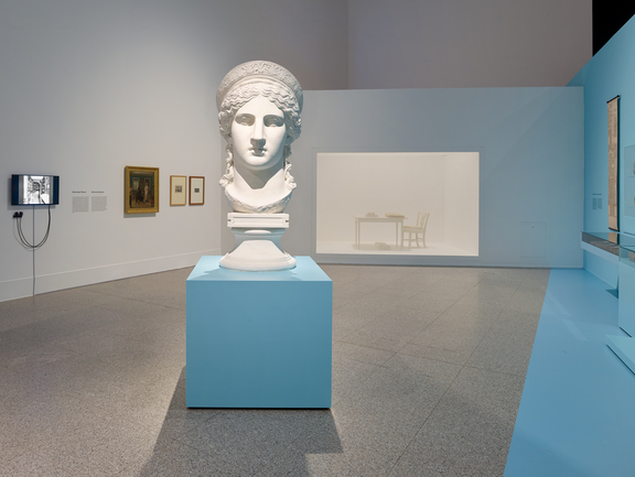 Juno bust with an installation by Sabine Schirdewahn in the background