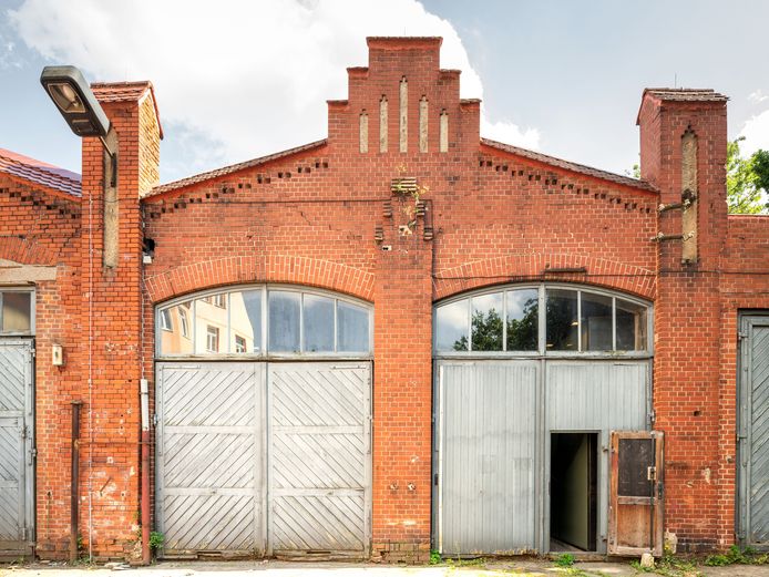 Das alte Straßenbahndepot beherbergt Rebecca Horns Installation.