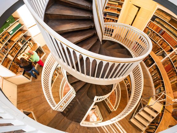 Wendeltreppe im Bücherturm der Herzogin Anna Amalia Bibliothek