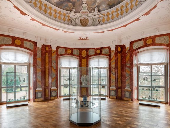 Thuringian porcelain of the Classical period on display in the west pavilion of the Castle