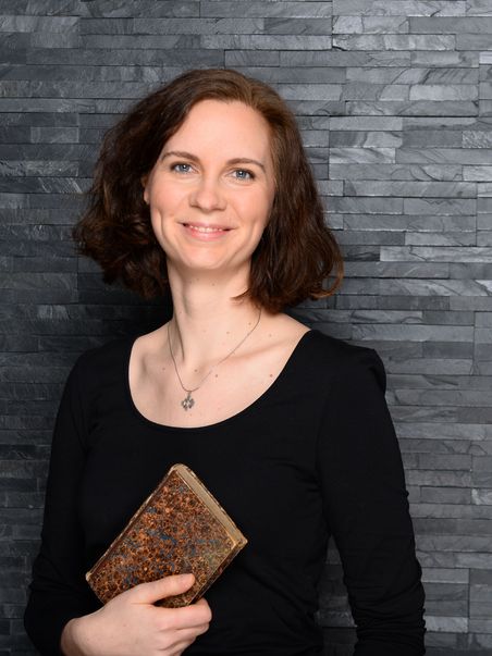 Porträtfoto vobn Carolin Hahn, Weimar-Fellow