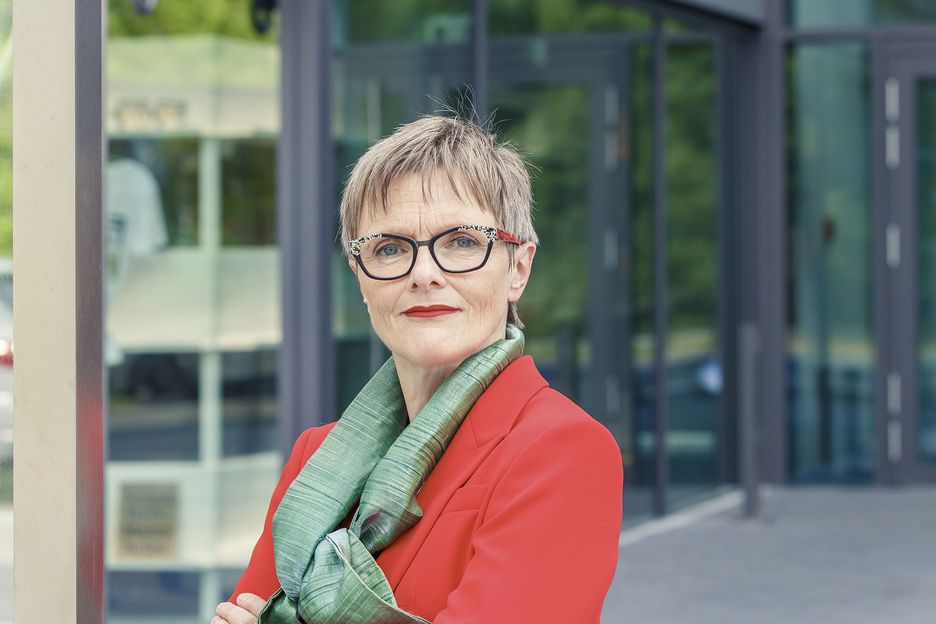 Dr. Ulrike Lorenz | Präsidentin der Klassik Stiftung Weimar Dr. Ulrike Lorenz, Präsidentin der Klassik Stiftung Weimar, vor dem Neubau der Kunsthalle Mannheim