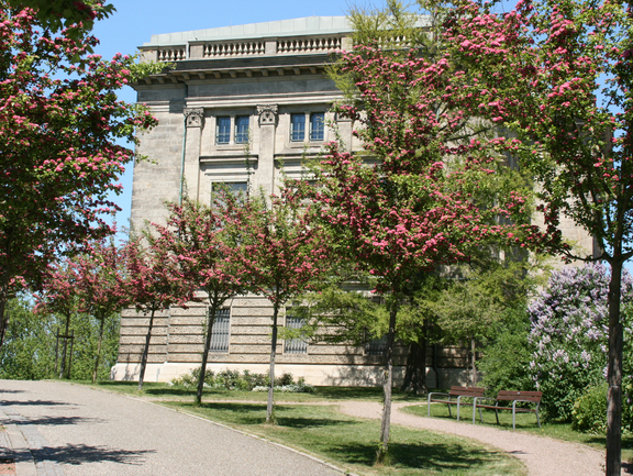 Ansicht Goethe- und Schiller-Archiv im Frühling