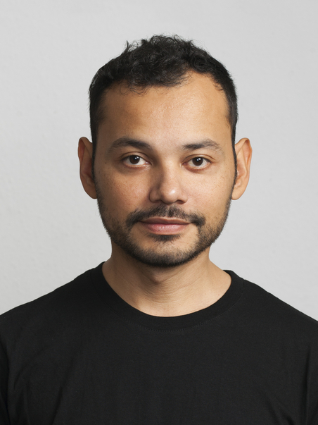 Porträtfoto von Carlos Javier Santos Gaona