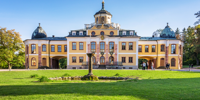 Eine beliebte Sehenswürdigkeit in Weimar: Schloss und Park Belvedere